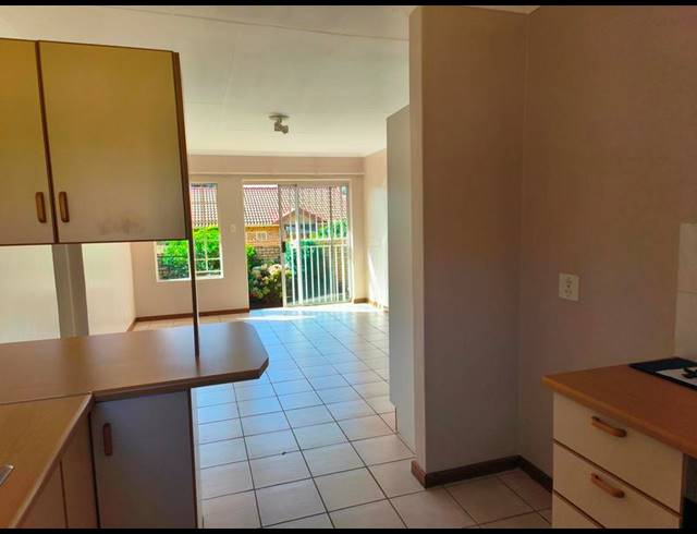 2 BEDROOM PROPERTY TO RENT IN FAERIE GLEN